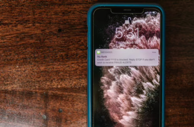 AI Transforms Banking: From Fraud Detection to Smart Trading - featured image