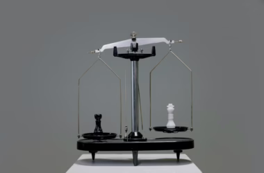 Fine-Tuning vs RAG: When to Customize Your LLM