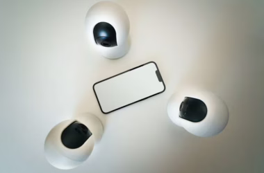 White Circle Raises $11M for AI Control Platform to Monitor - featured image