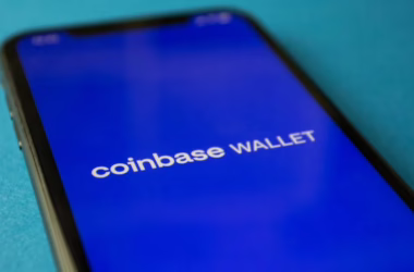 Coinbase Cuts 14% of Workforce - featured image