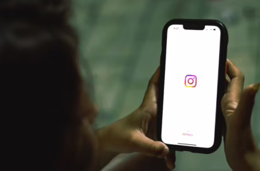 EU Targets Addictive Social Media Design for Kids - featured image