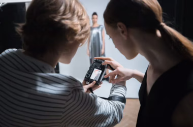 Image AI Models Drive 6.5x More App Downloads Than Text - featured image