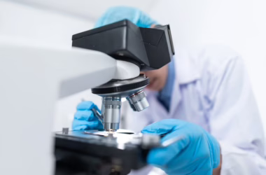Isomorphic Labs Raises $2.1B for AI Drug Discovery - featured image