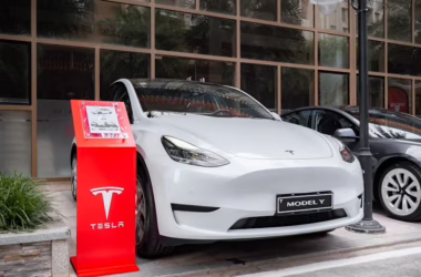 Tesla Robotaxi Crashes, Beijing Auto Show AI Surge - featured image