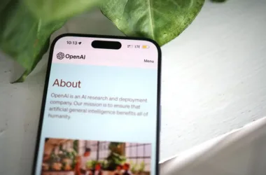 Apple Sues OpenAI as Altman and Musk Trade Barbs - featured image